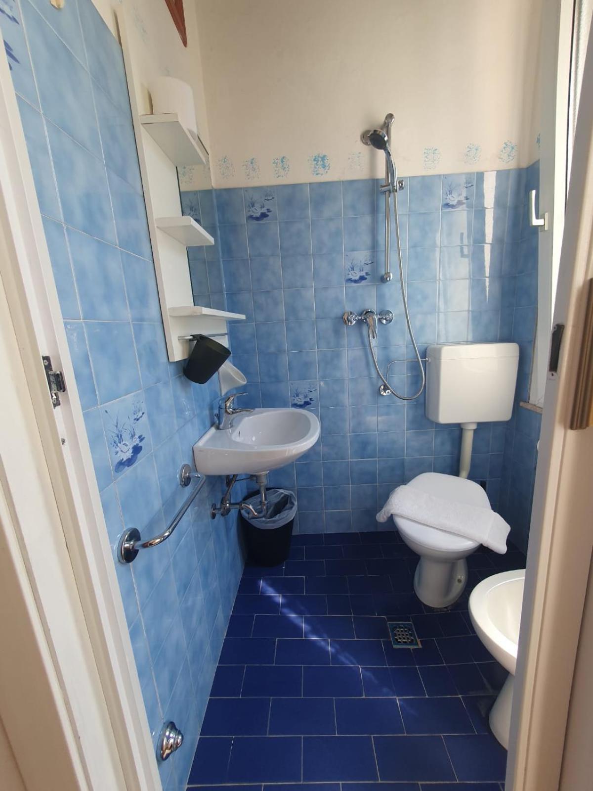 Hotel Ideale Young People Under 40 Римини Экстерьер фото