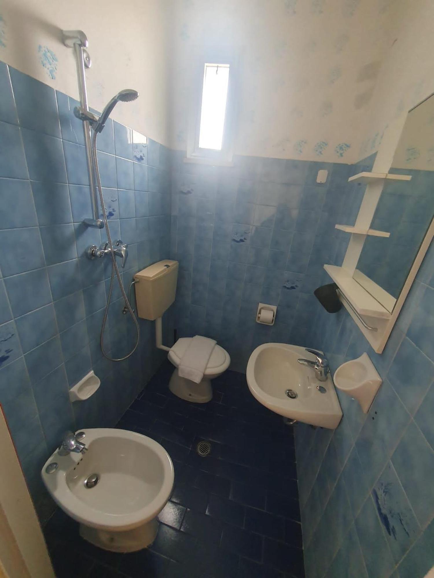 Hotel Ideale Young People Under 40 Римини Экстерьер фото