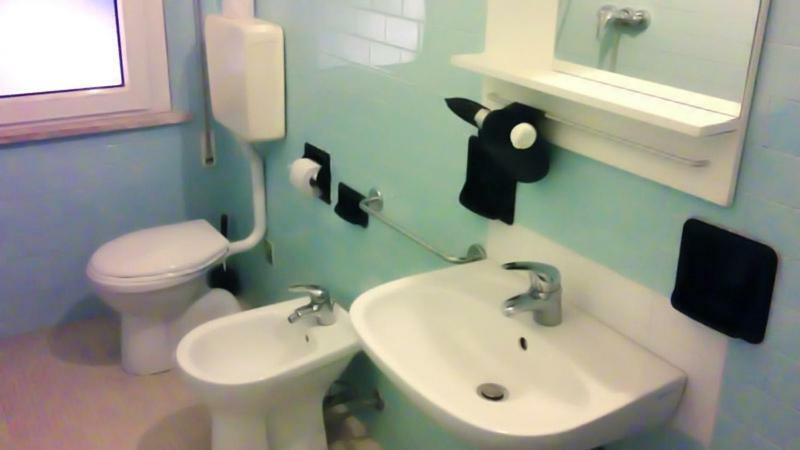 Hotel Ideale Young People Under 40 Римини Экстерьер фото